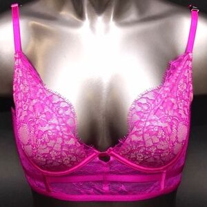 NWT Victoria’s Secret 32D  Magenta Floral Lace Very Sexy Unlined Demi Bra